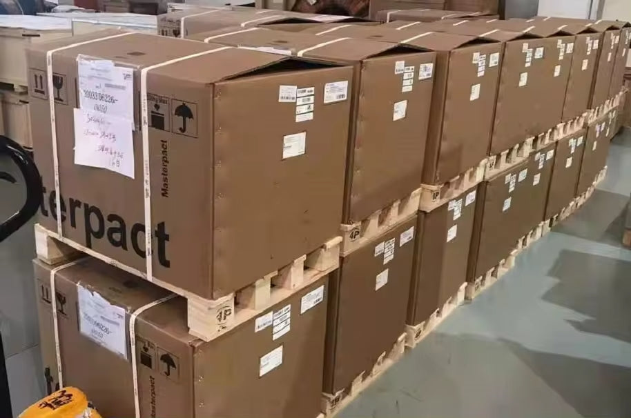 Schneider NW32H1 3P ML2E 65kA 3200A MASTERPACT