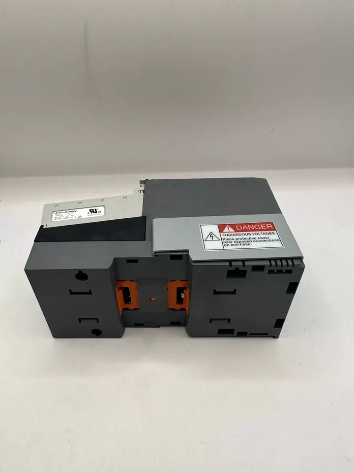 Allen Bradley 1734DIB8XOW8